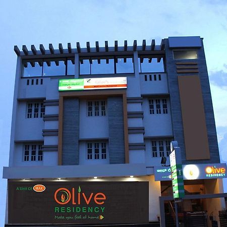 Oyo 1900 Hotel Olive Residency Mysore Buitenkant foto