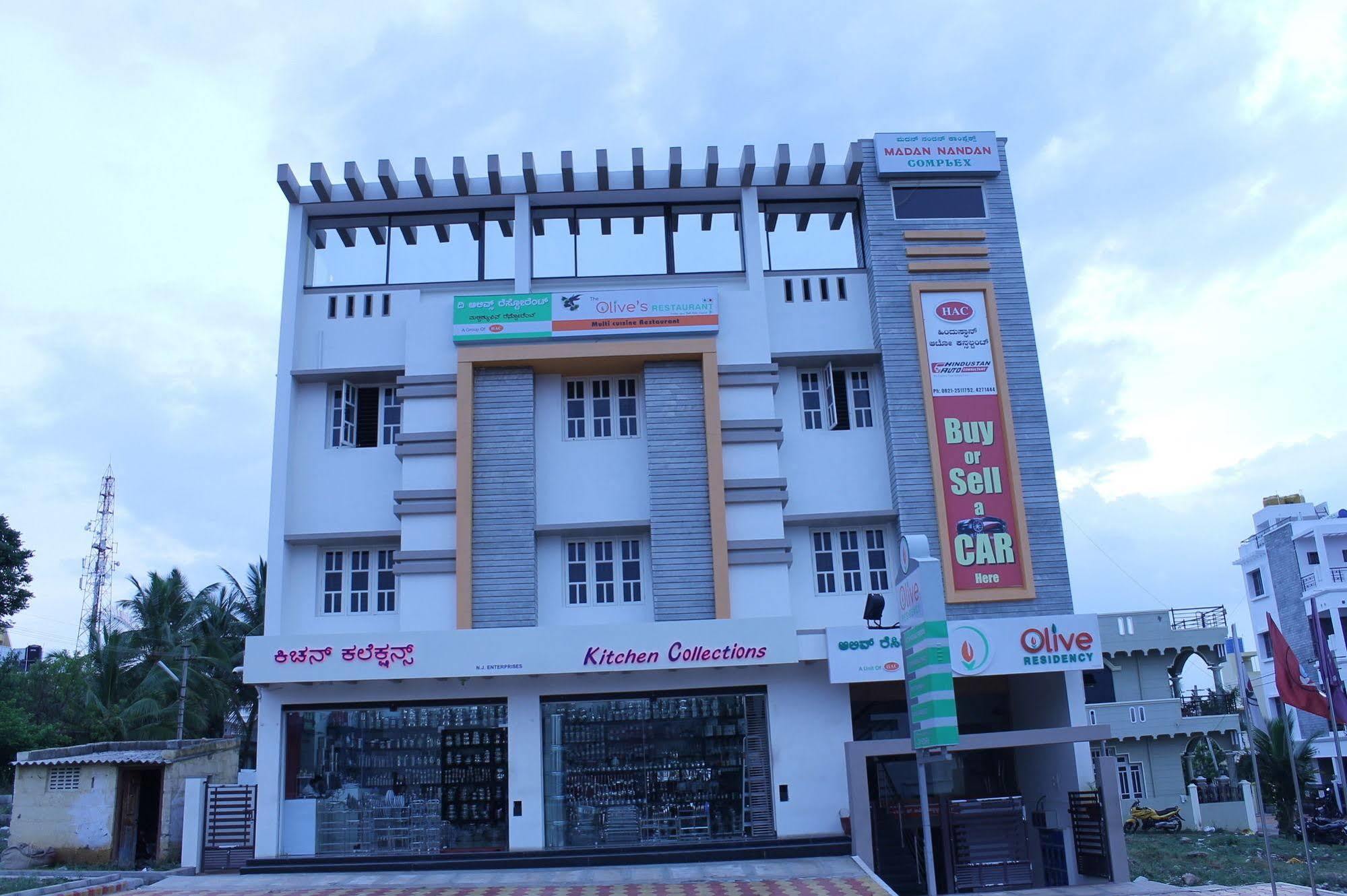 Oyo 1900 Hotel Olive Residency Mysore Buitenkant foto