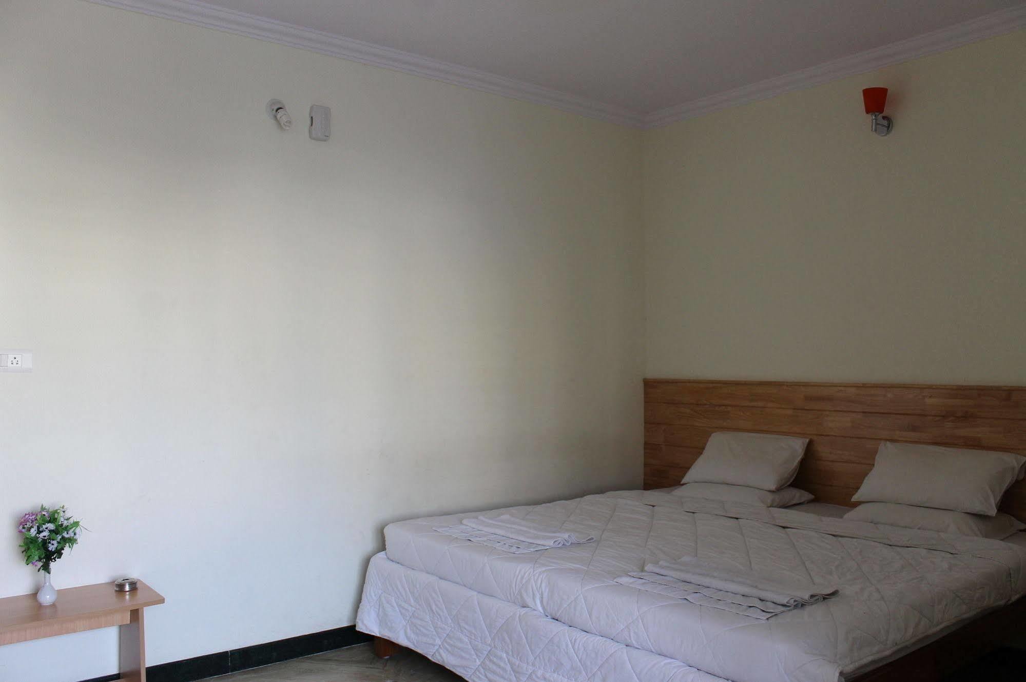 Oyo 1900 Hotel Olive Residency Mysore Buitenkant foto