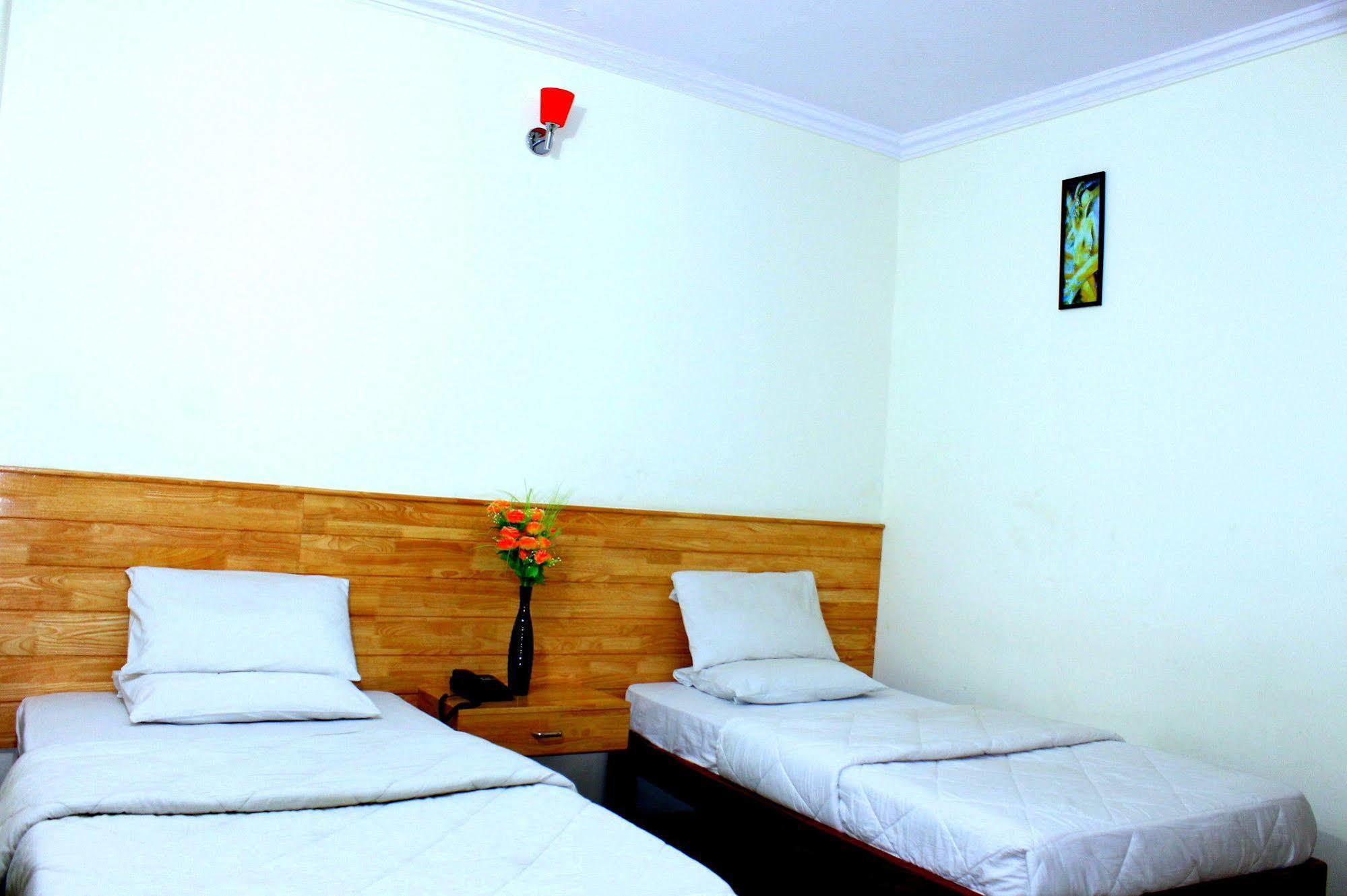 Oyo 1900 Hotel Olive Residency Mysore Buitenkant foto