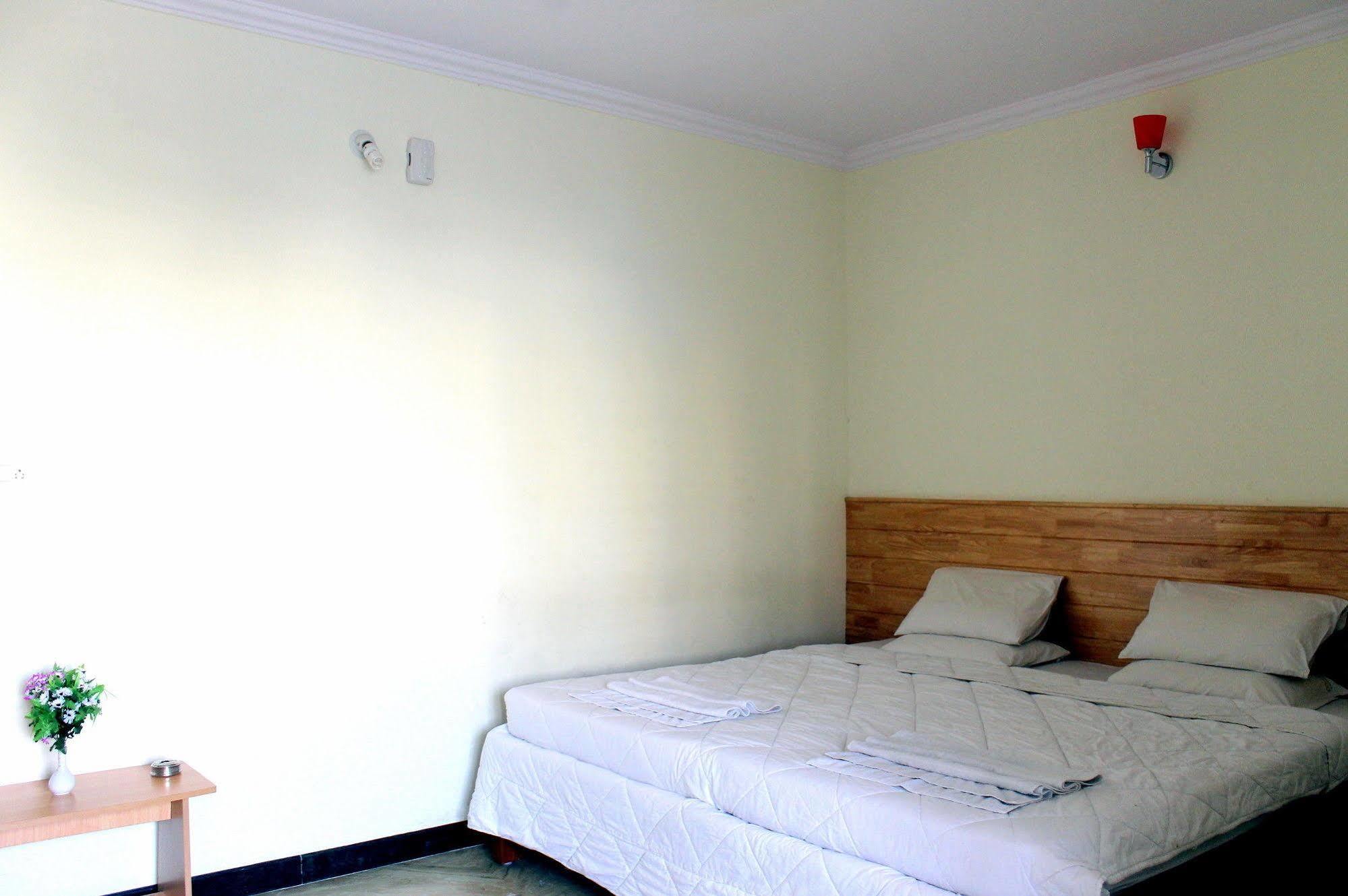Oyo 1900 Hotel Olive Residency Mysore Buitenkant foto