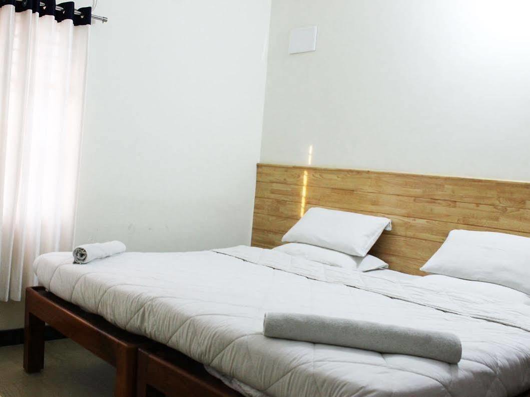 Oyo 1900 Hotel Olive Residency Mysore Buitenkant foto